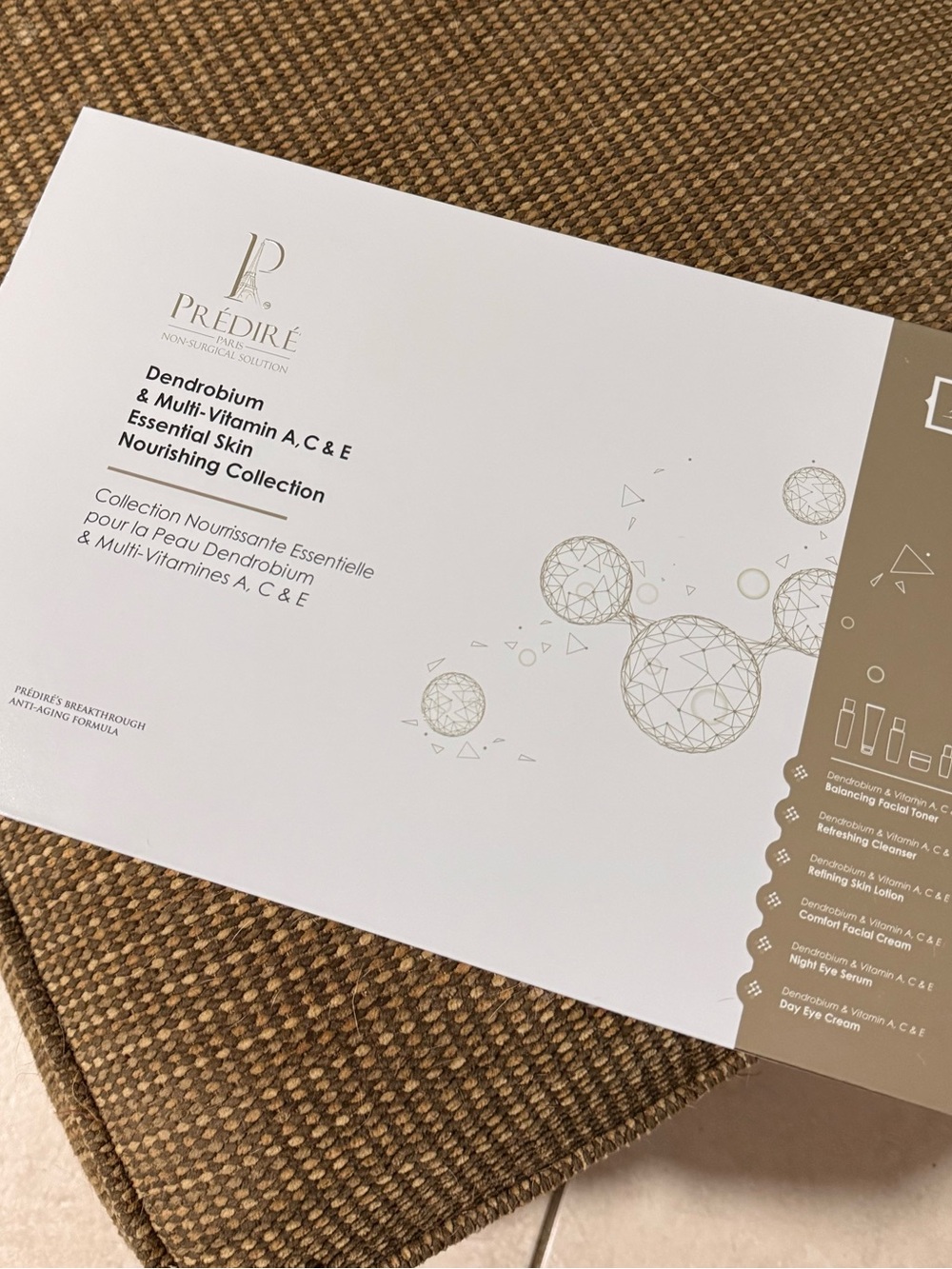 Prédiré Dendrobium & Multi-Vitamin Nourishing Moisturizer — White